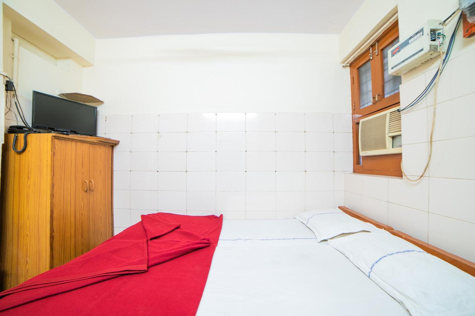 Hotel O Sree Radha Lodge Near Snow World Secundurabad Exterior foto